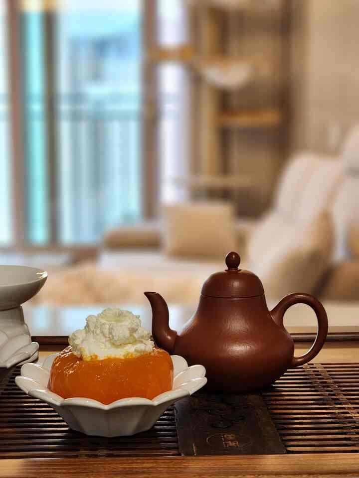 #マヨネ

🍊バンシーはグリックヨーガートランのように食べるのではなく、ただ食べるだけです..ㅎ 

🍃ザサホのせいか渋い味はよく感じられない純粋な＃盲目の車
🥜おしゃれなピーナッツバターを塗ってアラビックナツメを食べると、本物で高級なお菓子で..ㅎ 

#ジャサホ
#ボイチャマッサージ 
#デザート料理 @jungheejinceramic 

#茶道 
#ダギ
#お菓子
#お茶座
#アフタヌーンティー 
#yixingteapot #teapot 
#teaceremony #teawear 
#chinesetea #puerhtea