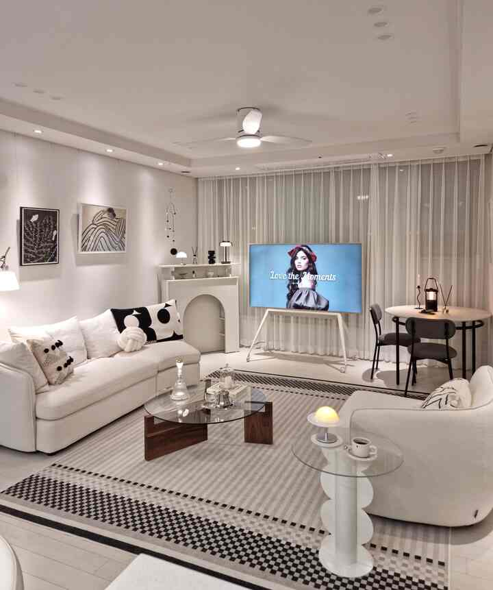 #예쁜가전잘산템 
I seem to take more night photos than daytime these days~
I used to put the TV on the wall, but I moved it to the window, and I like it because it feels much more open~ It has wheels, so I can move it as I like, which is convenient
I was worried that it would be too big because it's 65 inches, but I think it's fine for 30 pyeong.

#Living Room #거실인테리어 #거실꾸미기 #집꾸미기 #신혼집거실 #화이트인테리어 #모던인테리어 #아파트인테리어 #30평대인테리어 #신혼가전 #홈스타일링 #신혼집 #신혼집꾸미기 #리빙룸
#TV #프레임tv #인테리어tv #혼수가전 #패브릭소파 #모듈소파 #모듈가구 #소파테이블 #거실조명 #조명추천 #거실러그 #예쁜템최고야 #올해잘산템 #오늘의우리집 #맞팔