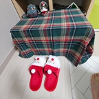 너무 앙증맞은 산타슬리퍼

#커플슬리퍼 #산타슬리퍼 #크리스마스에진심 #크리스마스
