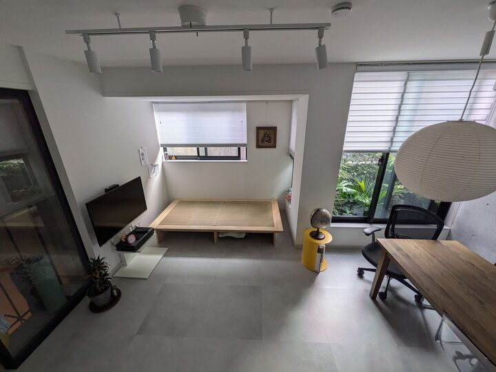 short form carousel card thumbnail