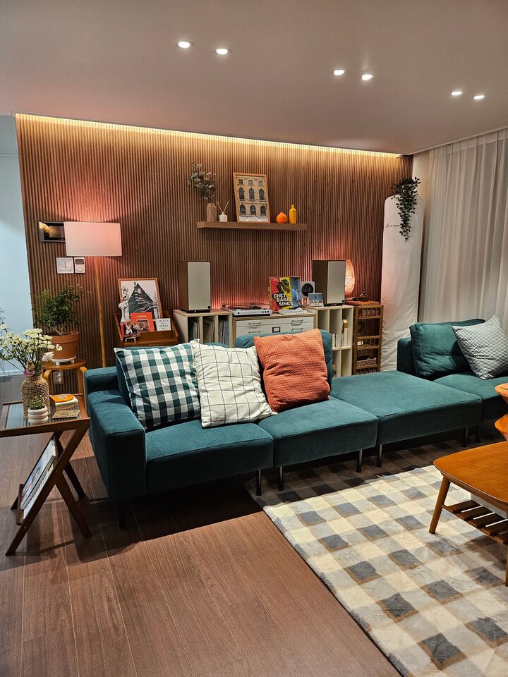 short form carousel card thumbnail