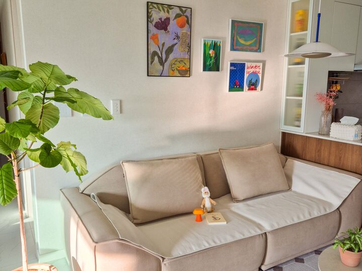 short form carousel card thumbnail