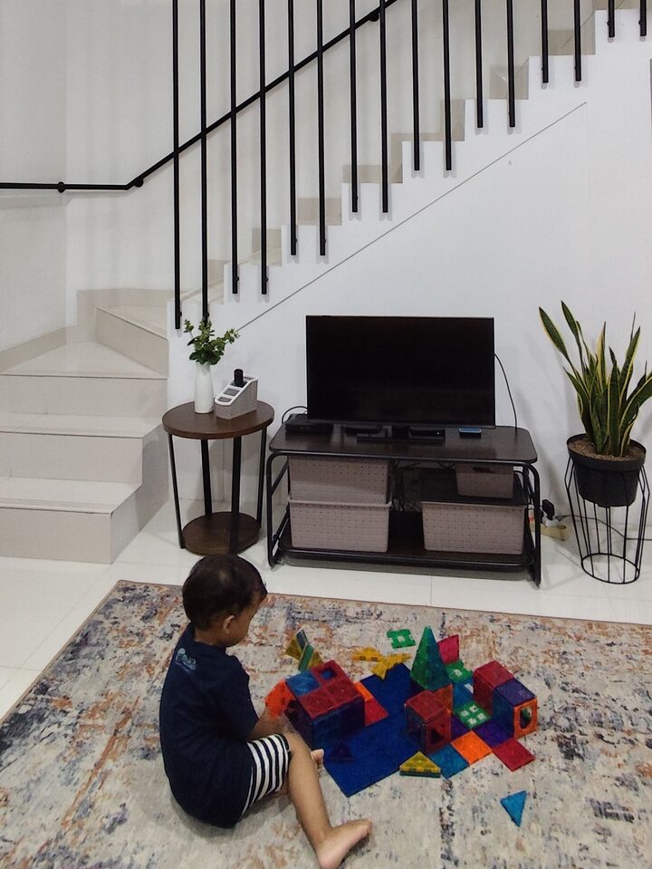 short form carousel card thumbnail