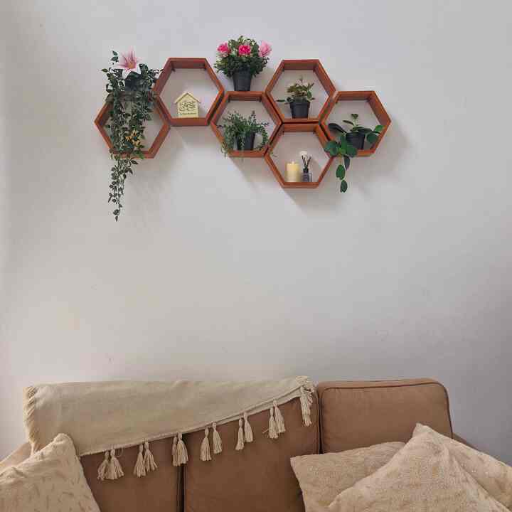 Inspirasi dekor dinding ruangan, cocok untuk ruang tamu atau ruang keluarga mininalis dengan tema natural semi-japandi. Seluruh barang 100% diorder by onlinevia Shopee.

#shopee #ikea #japandi #livingroom #ruangtamu #ruangkeluarga #rumahminimalis