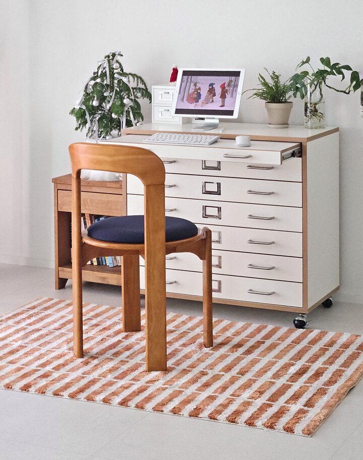 short form carousel card thumbnail