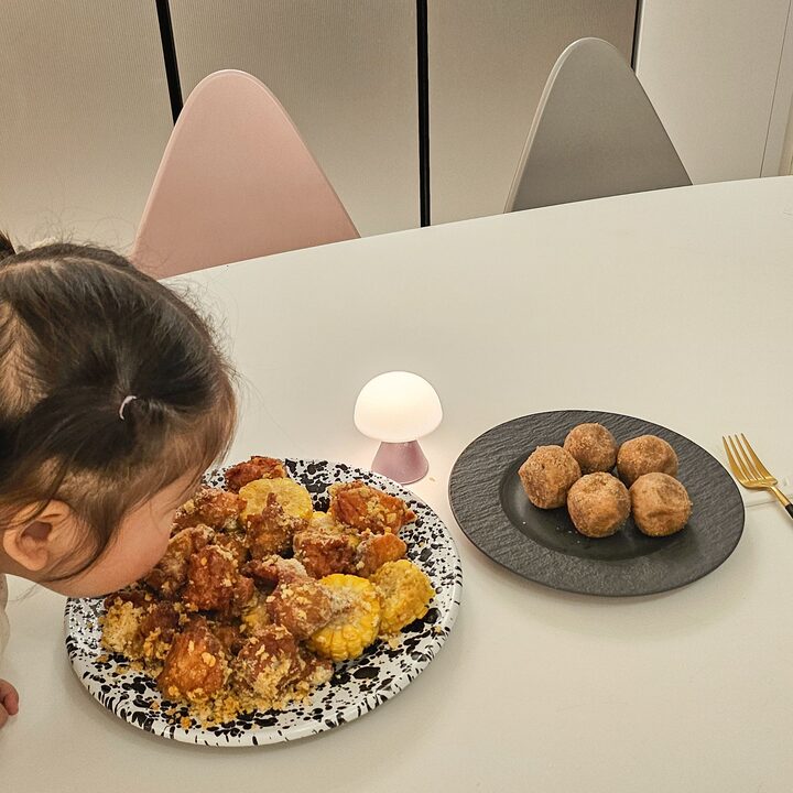 short form carousel card thumbnail