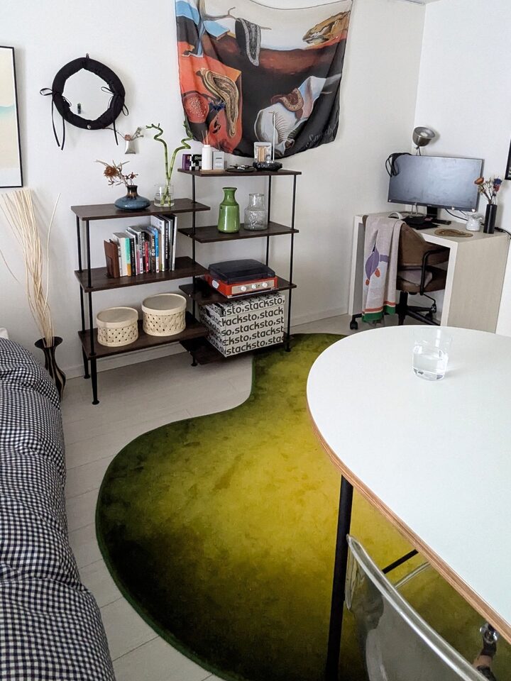 short form carousel card thumbnail