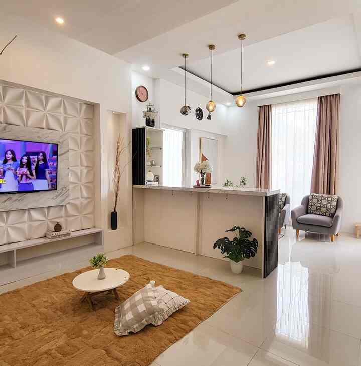 Area living room dirumah Laranovian yang cuma di batasi sama top table supaya ketika ada tamu masih ada privasi untuk nonto.

#baddroptv
#toptable
#warnacatrumah
#wallpanel
#RumahOpenSpace
#RumahTanpaSekat
#RumahLega