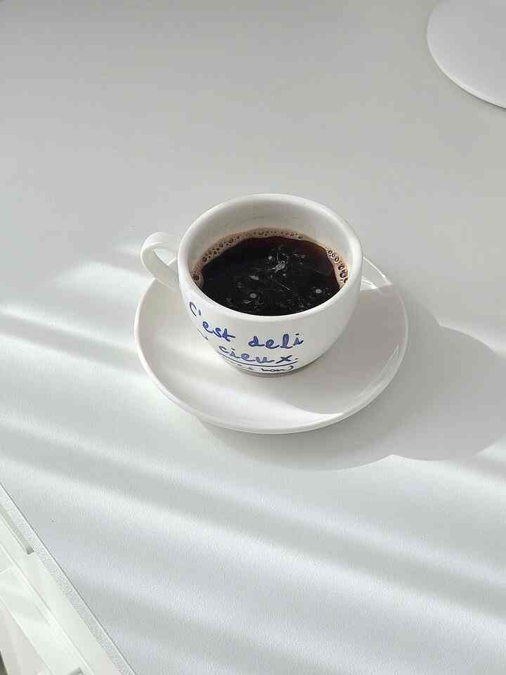 追加されたサリムサルが記録☁️
今日出荷されたセームディマグカップセット
朝から夫と熱心に食べ歩き、ウェイト中
買い物したダイソーにゲットした両手持ち正方形ボール🖤
最後の写真はチャレンジのための5つのタグを持っています🤦‍♀️

＃サリムサル＃コンスープ記録＃サリムテム 
＃ボウル＃セームディ＃セームディカップ＃セームディコーヒーカップ 
＃コーヒーカップおすすめ＃感性コーヒーカップ＃感性小物＃感性インテリア 
＃感性カフェ＃感性テム＃記録する人生＃記録チャレンジ 
＃ダイソーおすすめテム＃ダイソーボウル＃ダイソースクエアボール
＃ダイソーサリテーム＃ダイソーおすすめ＃今日のシーンカット＃今日の癒し 
＃今日の家で買った＃今日の記録＃今日何をする 
＃今日のミュージックゾーン＃プレイリスト＃iPad＃感性空間
#メイド ➰️