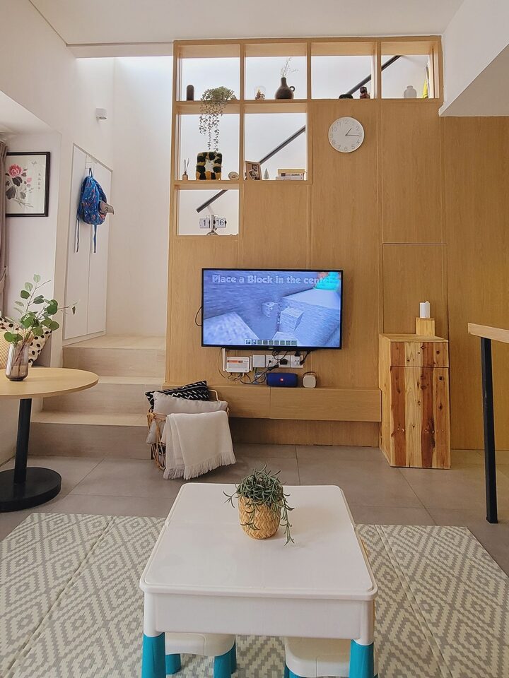 short form carousel card thumbnail