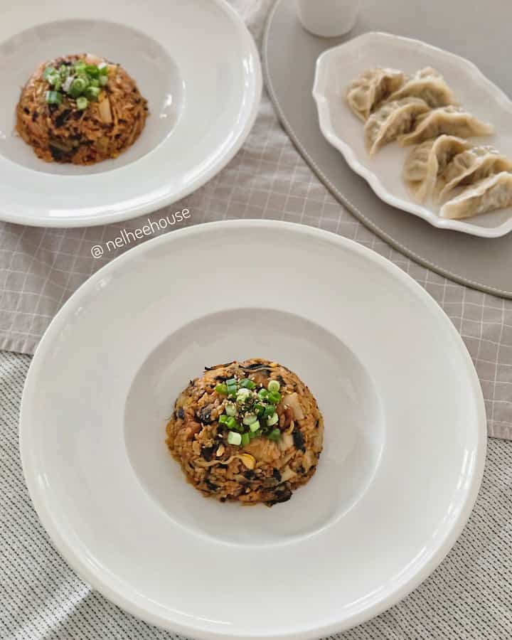 Home restaurant ❤️
#plating #platingshot #homecook #cooking #dinnerware #villeroyandboch 