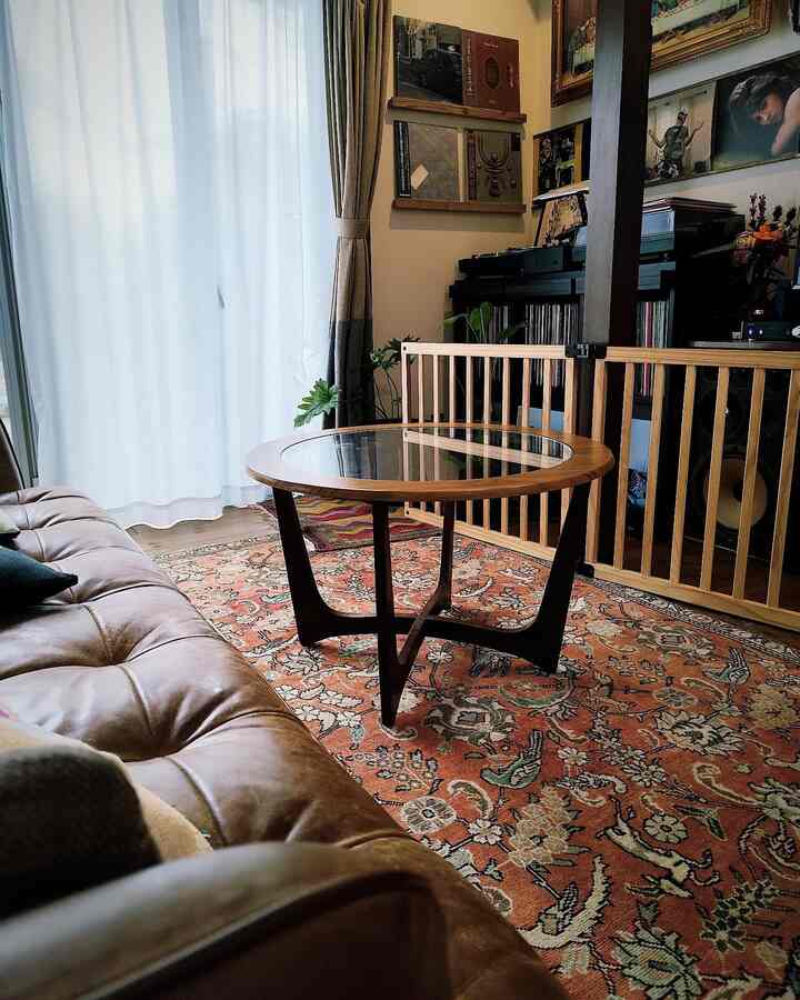 Saya mencoba Ohouse untuk pertama kalinya.

.
.
.

#Hidup #日々の暮らし #暮らしを楽しむ #暮らしの記録 #日常 #ライフスタイル #おうち時間 #シンプルな暮らし #心地よい暮らし #レコードのある生活 #レコード #ナチュラルワイン #ワインのある暮らし #観葉植物のある暮らし #観葉植物 #グリーンのある暮らし #子どものいる暮らし #子どものいる生活 #子育て #暮らしのもの #ヴィンテージのある暮らし #アートのある暮らし