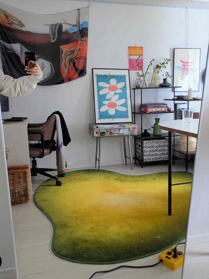 SayToucheのラグが本当にかわいい〜💚💚💚
#ラグ #ラグインテリア #ラグおすすめ #チェア #椅子 #ワークデスク #ファブリック #ファブリック小物 #ファブリックインテリア #ファブリックポスター #ポスター #ポスターインテリア #アートポスター #アート 