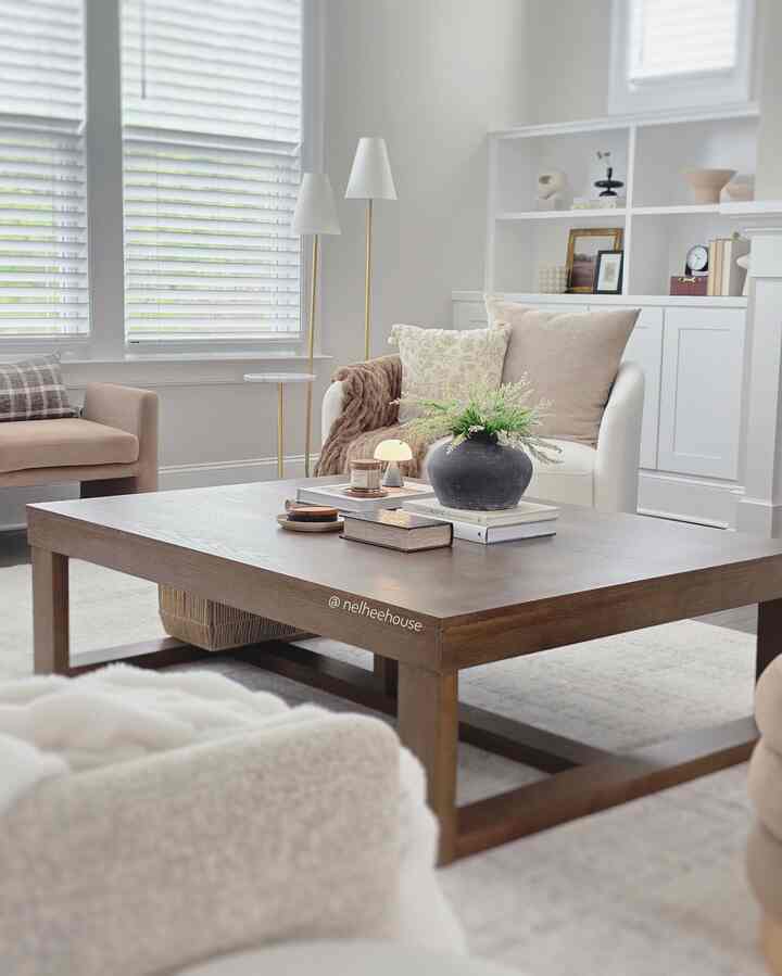 An organized coffee table can pull a room together! 
#livingroom #coffeetable #vase #livingroomdecor #modern #organized #cozyroom #neutralhome 
