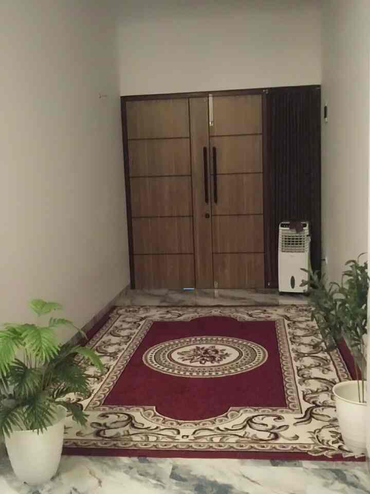 #ruanganminimalis
#homme
#nyamanmenerimatamu
duduknya ditata lesehan dulu