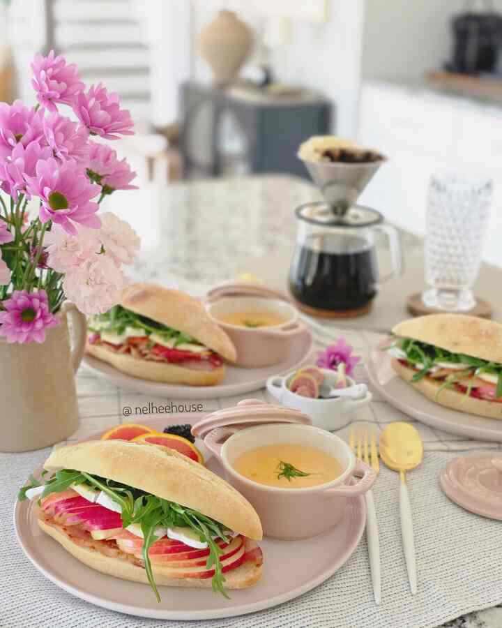Home brunch with my new dinnerware🩷
#diningroom #kitchen #platingshot #dinnerware #Homecafegram #homecafe #brunch #spring #cooking 