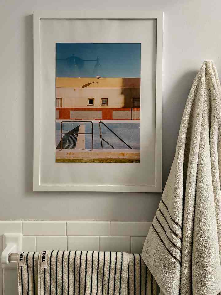 small cozy bathroom

#bathroominterior #bathroom #minibathroom #bathroomcleaning