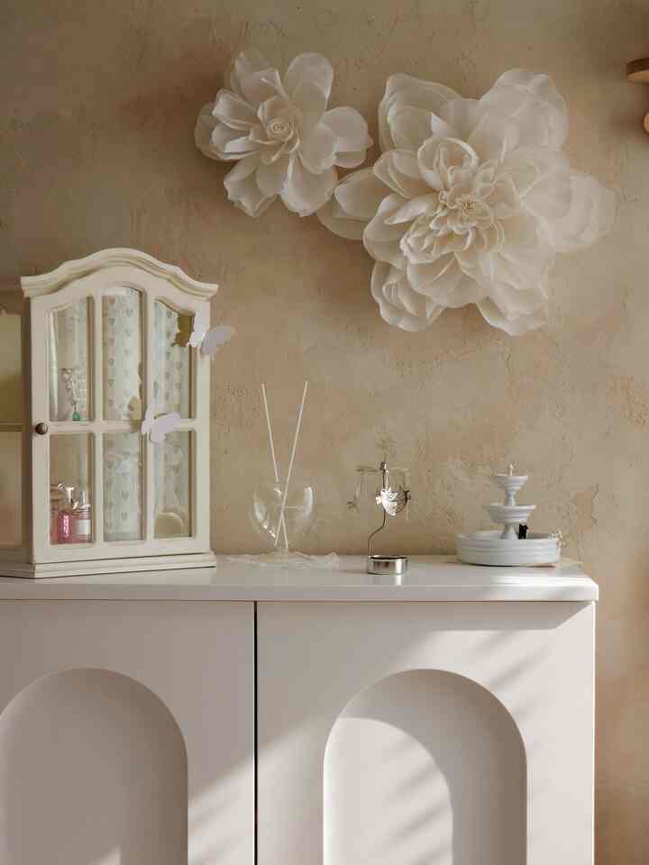 ＃コンスープ記録＃かわいいテムベスト2

最近私が一番愛情を込めているアイテム🤍
モアモアのテショットで見るともっときれいですね！

ホワイトインテリアをしたいのですが。
既存の木材と美しさのために
お互いの色合いを追い出すのは簡単ではありません。

ホワイトインテリアに似合う小物も
何をすべきかわからない🥹



#インテリアアクセサリー 