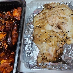 정말 간만에 족발과 보쌈이 땡기네요!ㅎㅎ
그래도 내일 갈비먹으러 가기에 참아야해요><
먹고싶은건 많고 돈은 없구.... 에휴... 일이나 합시닷...
#족발 #보쌈 #갈비 #냠냠 #배고파 #일이나하자