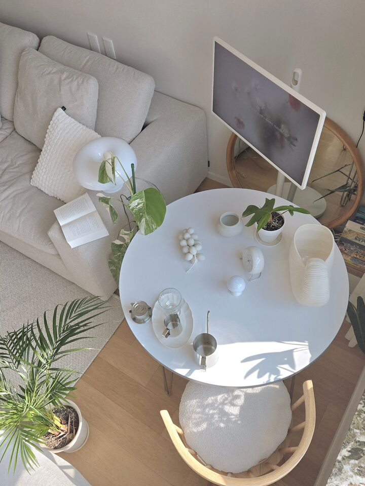 short form carousel card thumbnail