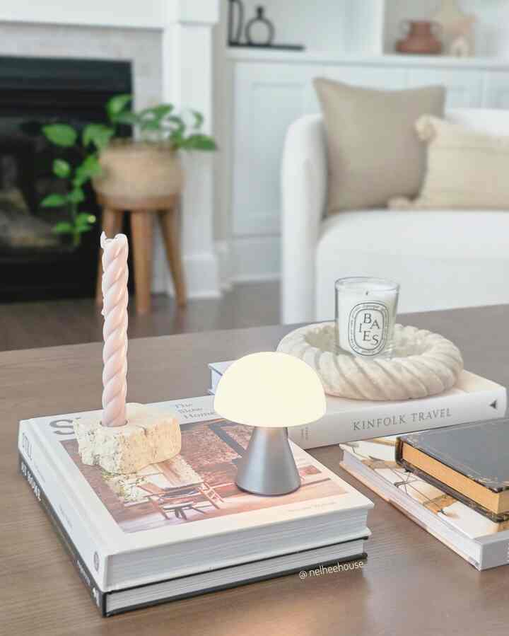 I've added a beige/ivory color candle and candle holder to my coffee table. More neutral colors for Spring for a beige lover🤭
#candle #lamp #coffeetable #coffeetablestyling #neutral #livingroom #livingroomdecor #modern #earthy #minimal