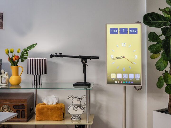 short form carousel card thumbnail