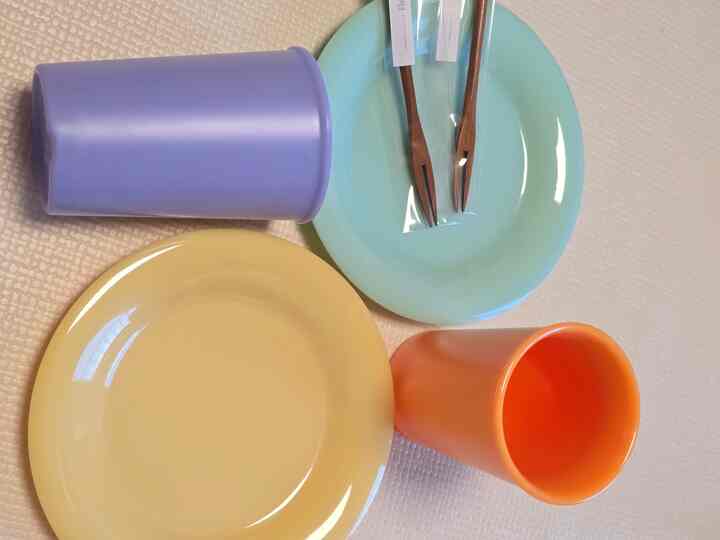 #실패없는선물추천
Saya menerima satu set mangkuk dan cangkir Elegant Table sebagai hadiah dan saya memanfaatkannya dengan baik.
Karena bahannya melamin, maka tidak dapat digunakan dalam microwave.
Kamu cantik banget, aku maafin kamu💗🩷