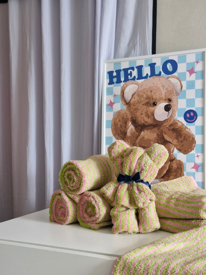 Soft Taffy Stripe Hotel Towel (10-Pack) user photo