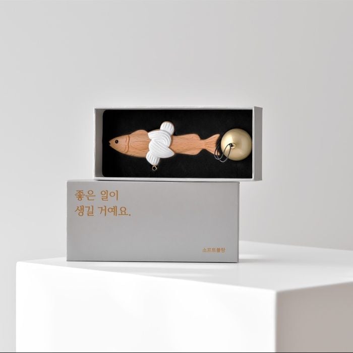 소프트블랑 행운 액막이 명태 마그넷 종 도어벨 현관문종 북어 개업 이사 집들이 신혼부부 선물 차량용 - 1SET