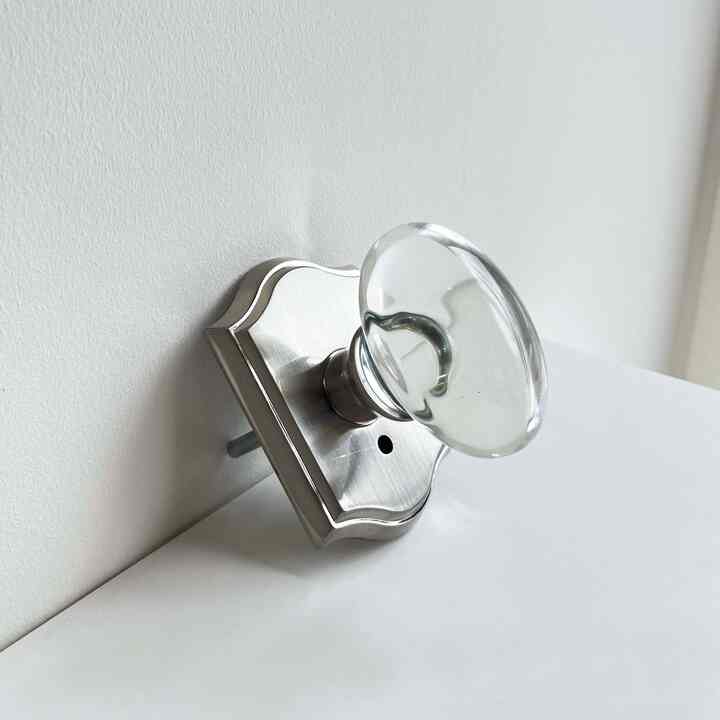 オーバルクリスタル ドアノブ［2色］