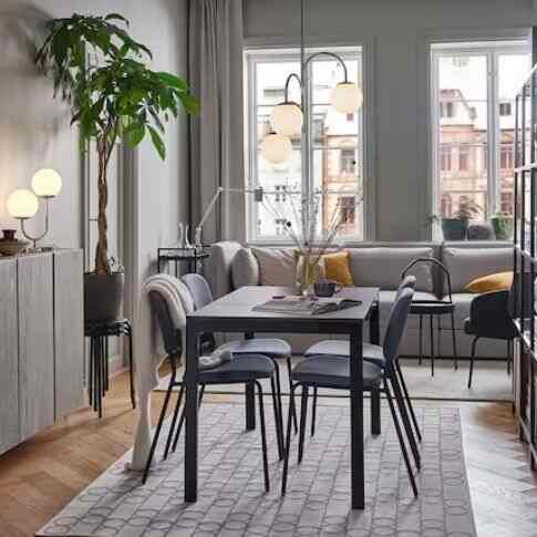 VANGSTA Extendable Table