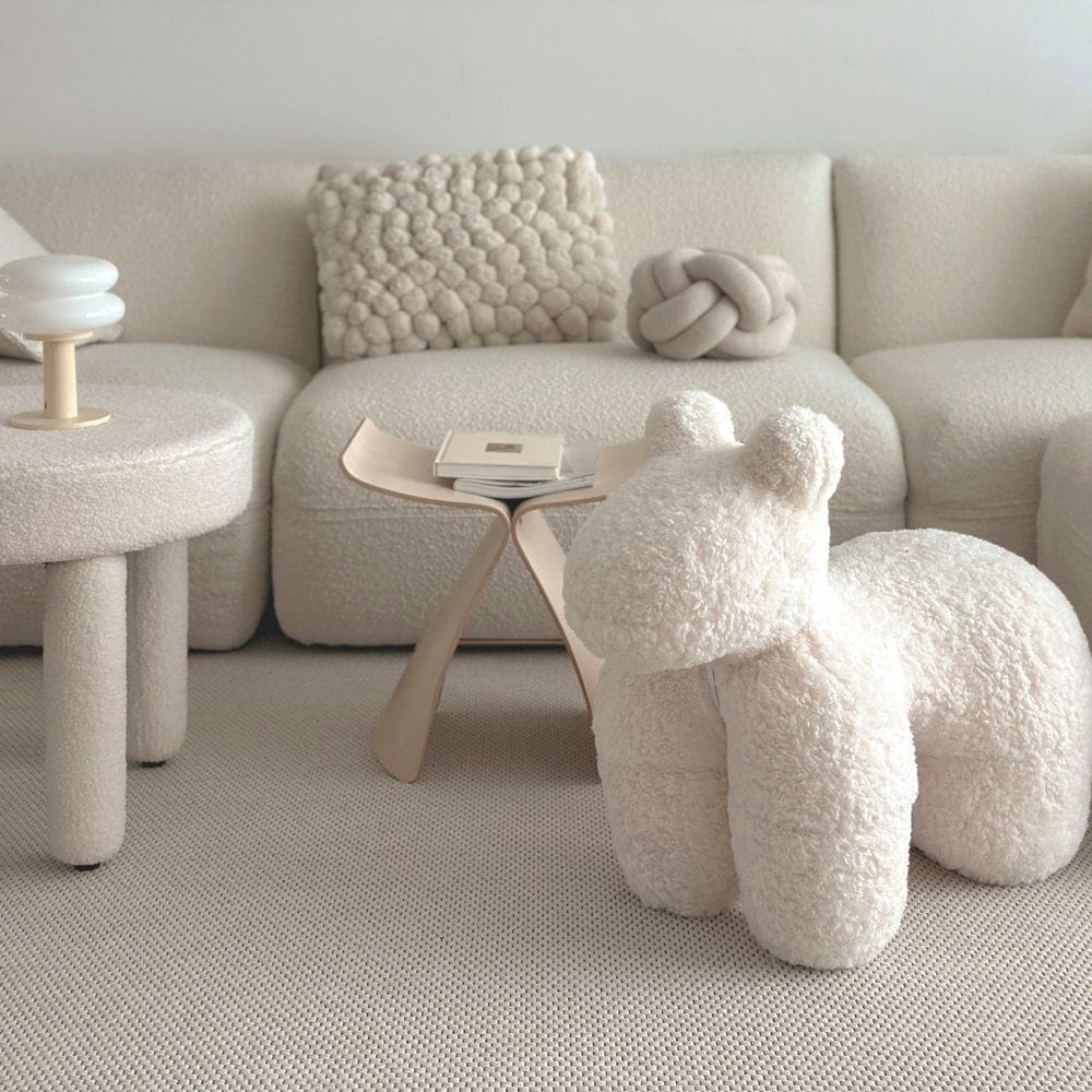 [신상품] 월드프롬 [해외]S사이즈 포니체어 애니멀 스툴 양털 의자 스툴 카페 인테리어 소품