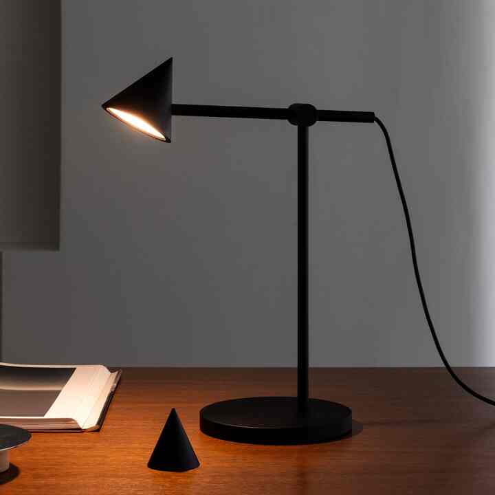 Pin テーブルランプ