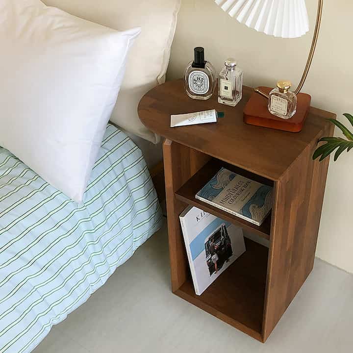 Shoulder Side Table