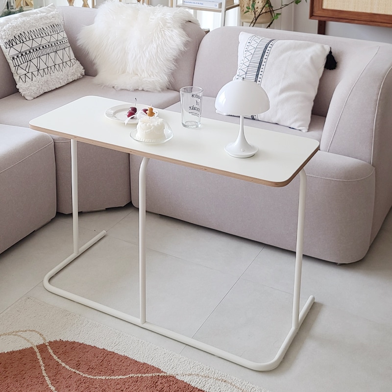 IKEA VITTSJÖ ヴィットショー ラップトップスタンド | サイドテーブル