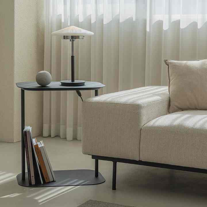 Divine サイドテーブル［3色］