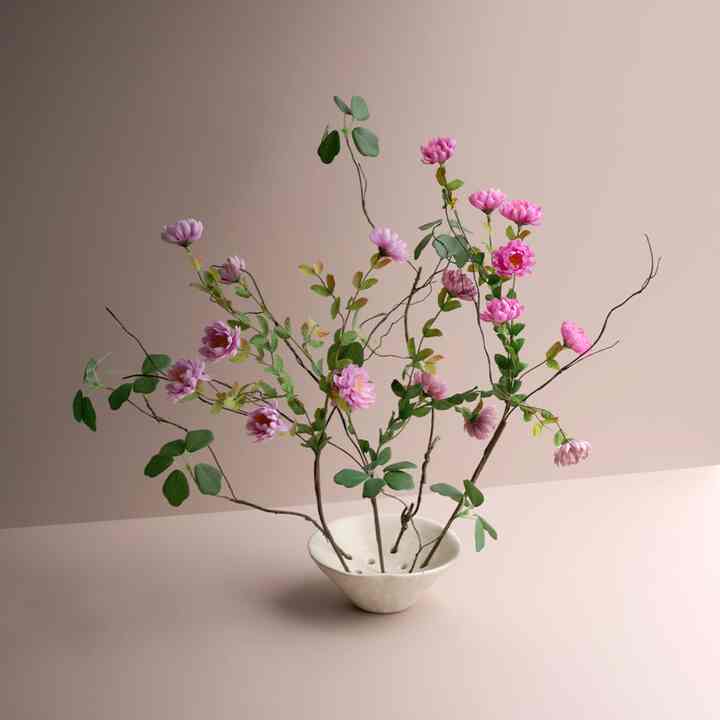 Ikebana Ceramic Vase Object