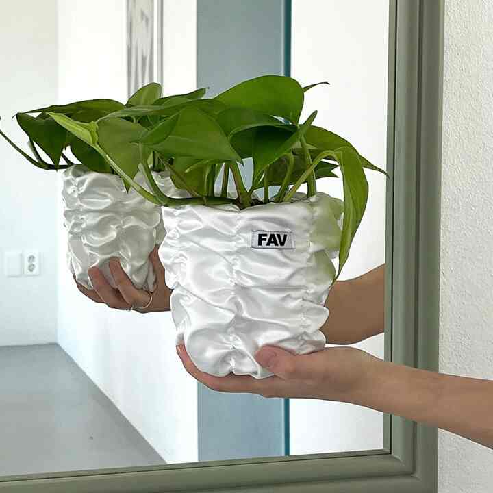 SHIRRING POT (WHITE) ポットカバー