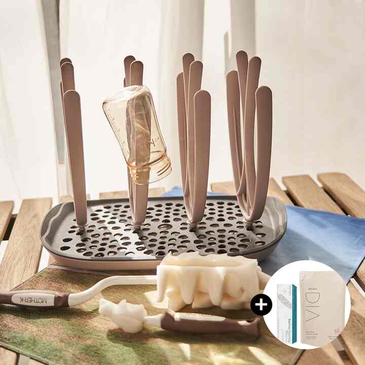 新生児 洗浄用セット (哺乳瓶用水切りホルダー＆哺乳瓶洗浄ブラシ2種＆哺乳瓶用トング) ［2色］