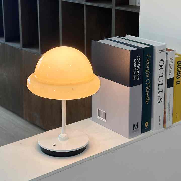 CHUP テーブルランプ［3色］