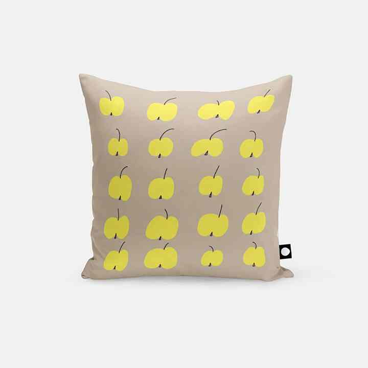 【Olya Tsikhanchuk】Apples 04 アートクッションカバー