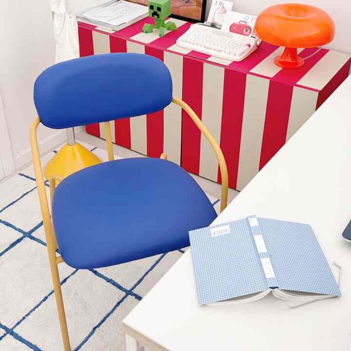 NU チェア［2色］