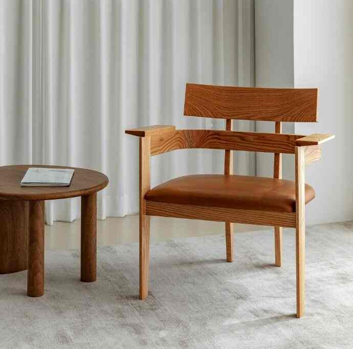 Tilt E Lounge Chair チェア