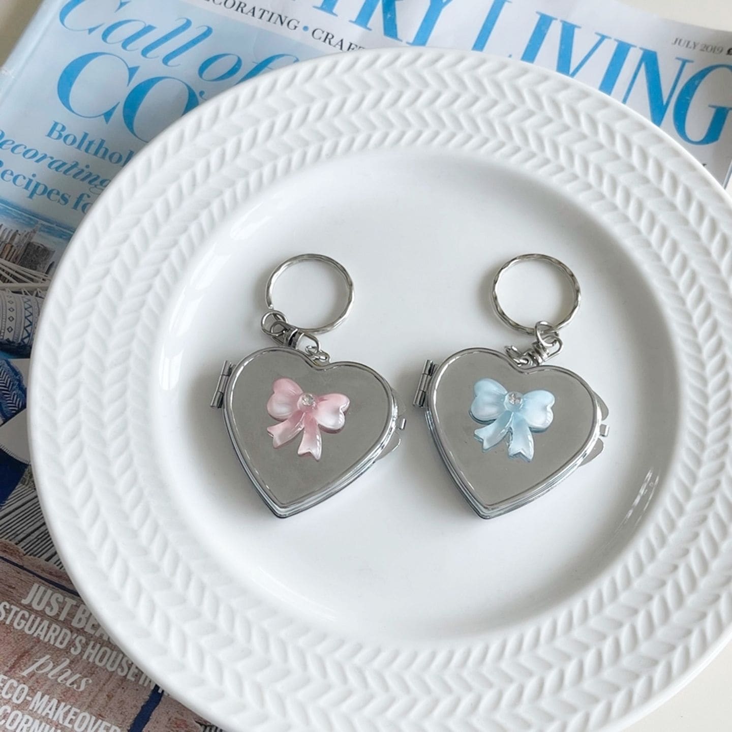 [신상품]근처문구점 하트 리본 거울 키링 미러 키홀더 핸드 폰 가방 참 악세사리