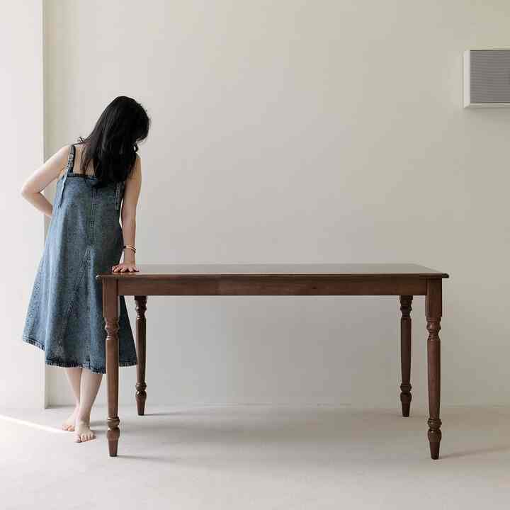 KOKKOLA ウォールナット 無垢材 ダイニングテーブル 長方形 1200