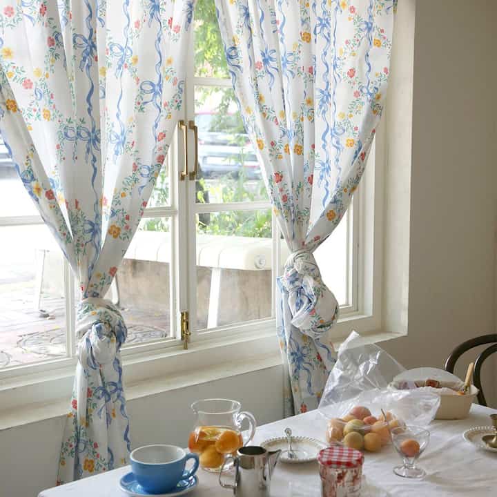 Romantic Holiday カーテン