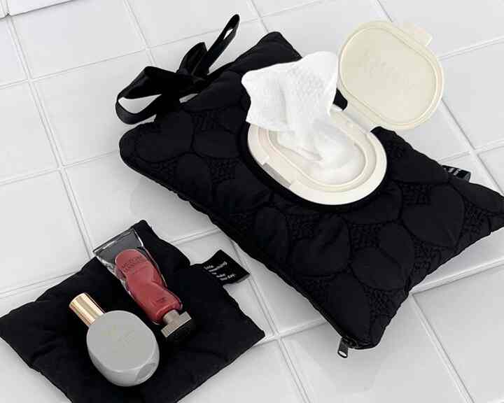 リボンの取手 ハート柄ウェットティッシュケース［4色］