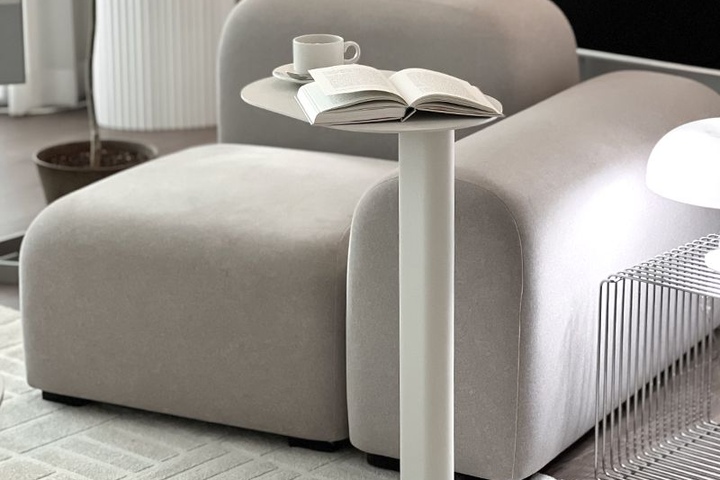 New! OVAL 컬러 사이드 테이블 소파 철제 테이블 카페 티테이블