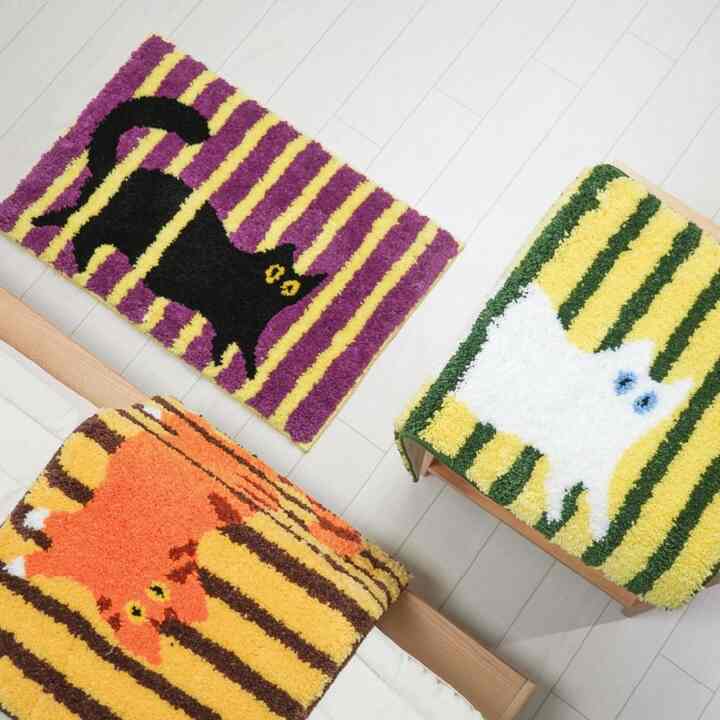 Curious Cat Tufted Accent Mat