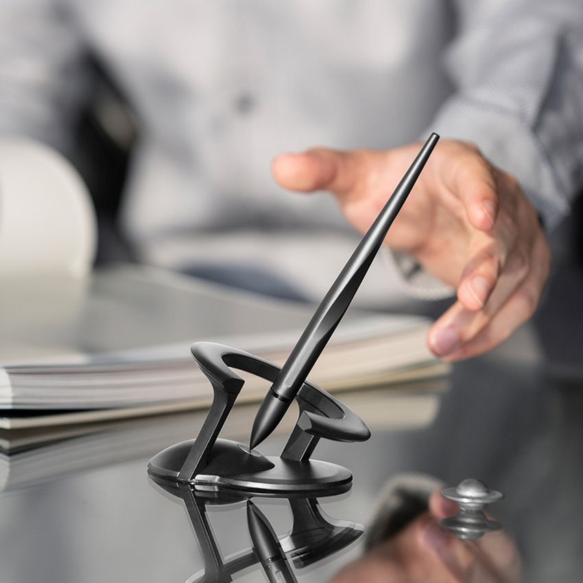 노비움 호버펜2.0 인터스텔라 에디션 우주의 기운을 담은 무중력 펜